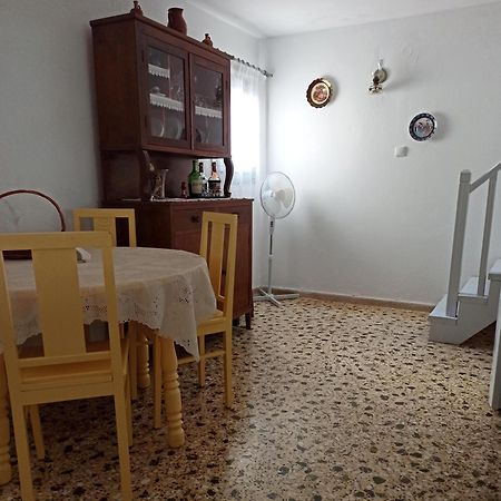 Апартаменты Στου Βάρδα, Χώρα, Σέριφος Экстерьер фото