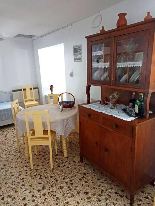 Апартаменты Στου Βάρδα, Χώρα, Σέριφος Экстерьер фото